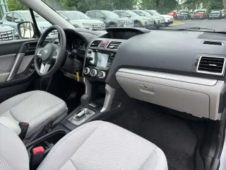 Subaru Forester 2018 AWD 2.5i Premium 4dr Wagon CVT