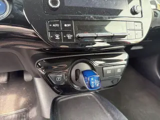 Toyota Prius 2020 LE 4dr Hatchback