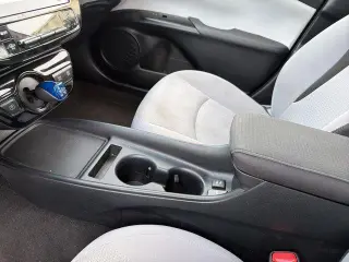 Toyota Prius 2020 LE 4dr Hatchback