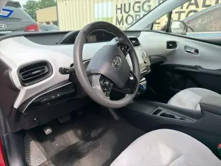 Toyota Prius 2020 LE 4dr Hatchback