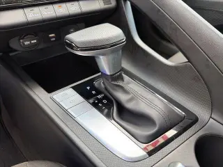 Hyundai ELANTRA 2024 SEL 4dr Sedan