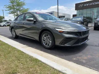 Hyundai ELANTRA 2024 SEL 4dr Sedan