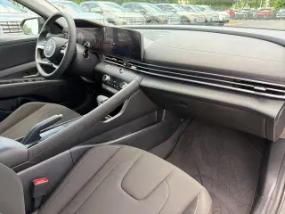 Hyundai ELANTRA 2024 SEL 4dr Sedan