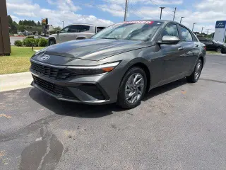 Hyundai ELANTRA 2024 SEL 4dr Sedan