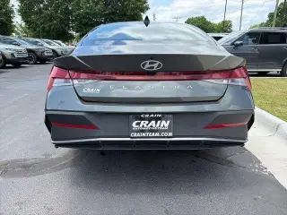 Hyundai ELANTRA 2024 SEL 4dr Sedan