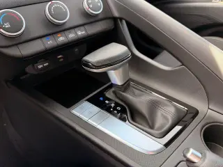 Hyundai ELANTRA 2026 SE 4dr Sedan