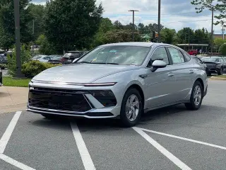 Hyundai SONATA 2025 SE 4dr Sedan