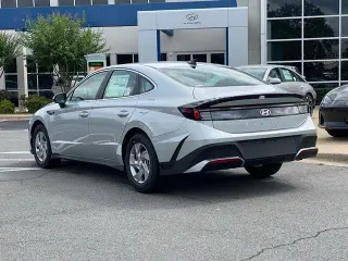 Hyundai SONATA 2025 SE 4dr Sedan