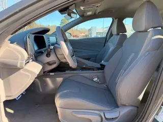 Hyundai ELANTRA 2026 SEL Sport 4dr Sedan