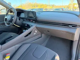 Hyundai ELANTRA 2026 SEL Sport 4dr Sedan