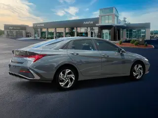Hyundai ELANTRA 2024 SEL 4dr Sedan