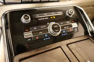 Lincoln Navigator 2019 4x4 Reserve 4dr SUV