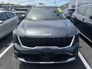 Kia Sorento 2024 AWD S 4dr SUV