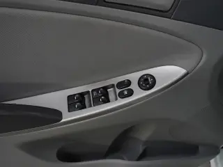 Hyundai ACCENT 2016 SE 4dr Sedan 6A