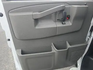 GMC Savana 2024 2500 3dr Cargo Van