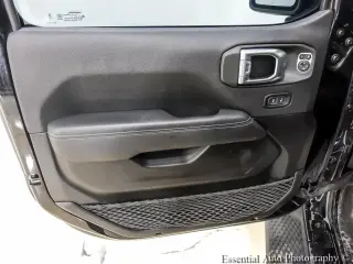Jeep Wrangler 2023 4x4 Sahara 4xe 4dr SUV