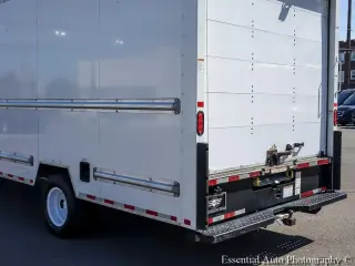 Ford E-Series 2021 E-350 SD 2dr 138 in. WB SRW Cutaway Chassis