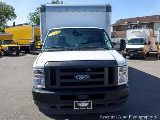Ford E-Series 2021 E-350 SD 2dr 138 in. WB SRW Cutaway Chassis