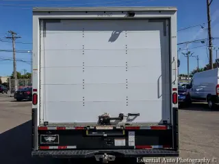 Ford E-Series 2021 E-350 SD 2dr 138 in. WB SRW Cutaway Chassis
