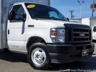 Ford E-Series 2021 E-350 SD 2dr 138 in. WB SRW Cutaway Chassis