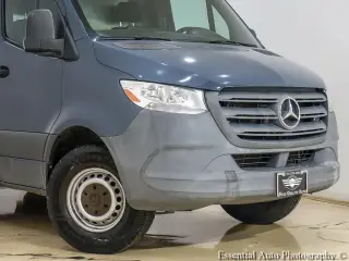 Mercedes-Benz Sprinter 2019 4x2 2500 3dr 144 in. WB Cargo Van (3.0L V6)
