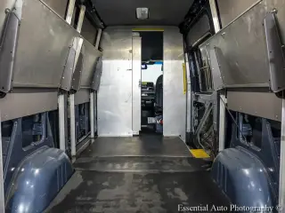Mercedes-Benz Sprinter 2019 4x2 2500 3dr 144 in. WB Cargo Van (3.0L V6)