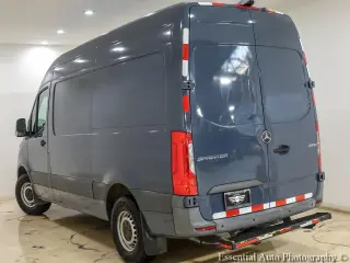 Mercedes-Benz Sprinter 2019 4x2 2500 3dr 144 in. WB Cargo Van (3.0L V6)