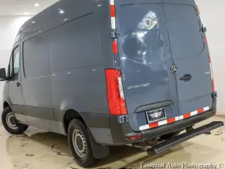 Mercedes-Benz Sprinter 2019 4x2 2500 3dr 144 in. WB Cargo Van (3.0L V6)