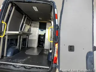 Mercedes-Benz Sprinter 2019 4x2 2500 3dr 144 in. WB Cargo Van (3.0L V6)