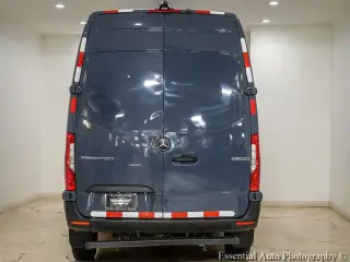 Mercedes-Benz Sprinter 2019 4x2 2500 3dr 144 in. WB Cargo Van (3.0L V6)