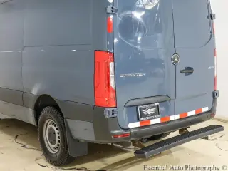 Mercedes-Benz Sprinter 2019 4x2 2500 3dr 144 in. WB Cargo Van (3.0L V6)