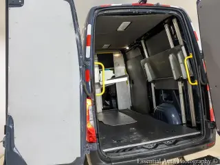 Mercedes-Benz Sprinter 2019 4x2 2500 3dr 144 in. WB Cargo Van (3.0L V6)