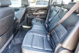 GMC Sierra 1500 2017 4x4 Denali 4dr Crew Cab 5.8 ft. SB