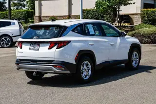 Hyundai TUCSON 2025 SE 4dr SUV