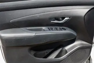 Hyundai TUCSON 2025 SE 4dr SUV