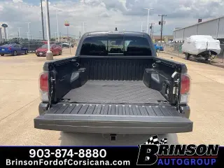 Toyota Tacoma 2021 4x4 TRD Pro 4dr Double Cab 5.0 ft SB 6M