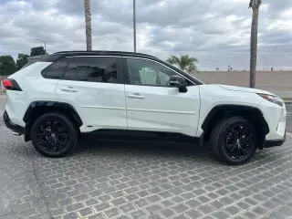 Toyota RAV4 Hybrid 2022 AWD XSE 4dr SUV