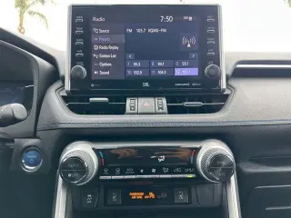 Toyota RAV4 Hybrid 2022 AWD XSE 4dr SUV