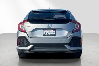 Honda Civic 2018 LX 4dr Hatchback CVT
