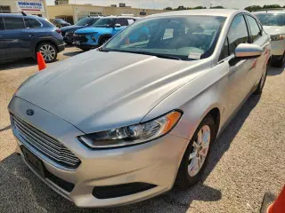 Ford Fusion 2016 S 4dr Sedan