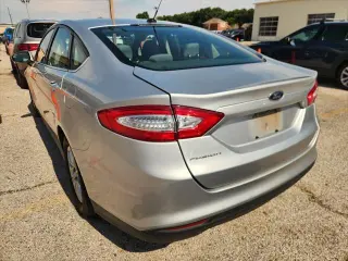 Ford Fusion 2016 S 4dr Sedan