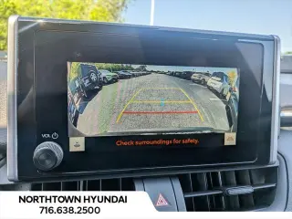 Toyota RAV4 2025 AWD XLE 4dr SUV