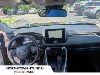 Toyota RAV4 2025 AWD XLE 4dr SUV