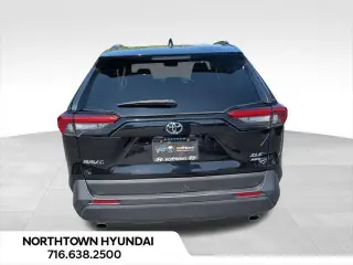 Toyota RAV4 2025 AWD XLE 4dr SUV