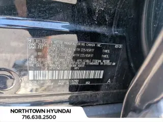 Toyota RAV4 2025 AWD XLE 4dr SUV