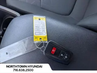 Toyota RAV4 2025 AWD XLE 4dr SUV