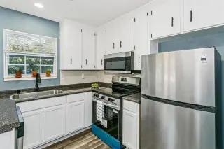 Propiedad en alquiler con 1 dormitorio y 1 baño en Pensacola