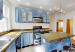 Propiedad en alquiler con 4 habitaciones y 2 baños en Jamaica Plain