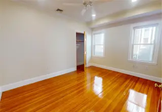 Propiedad en alquiler con 4 habitaciones y 2 baños en Jamaica Plain