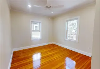 Propiedad en alquiler con 4 habitaciones y 2 baños en Jamaica Plain
